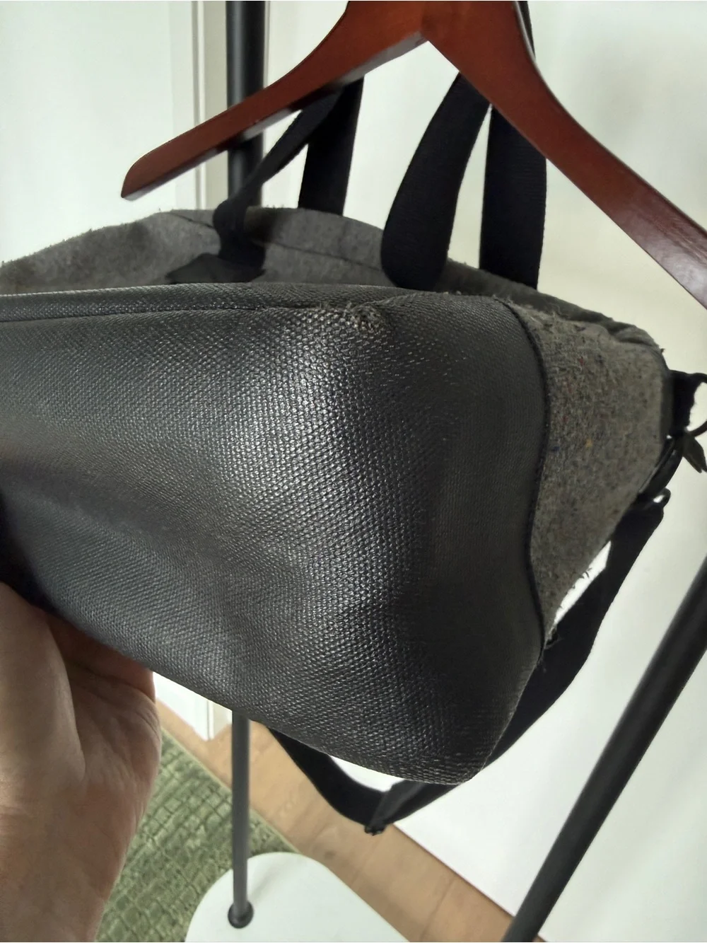 HEX for Westelm 16” Padded Laptop Messenger Bag Gray/Black